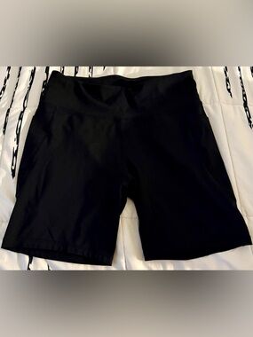 Black High-Waist ID Ideology Athletic Bike Shorts; Large